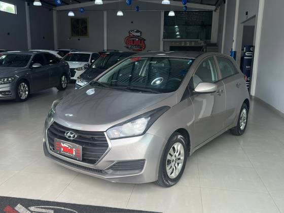 HYUNDAI HB20 1.0 COMFORT PLUS 12V FLEX 4P MANUAL